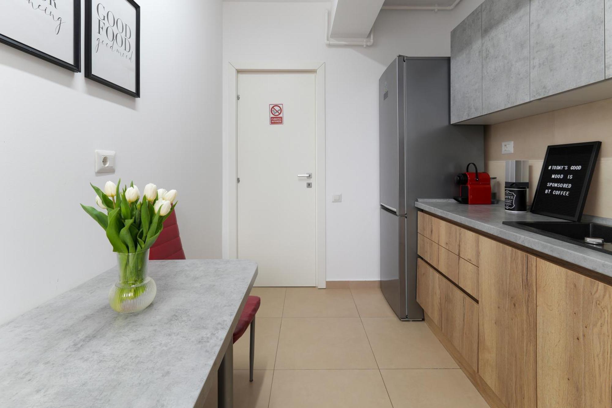 Amalia - Quiet 1Br Apartment With Parking & Wi-Fi Бухарест Экстерьер фото